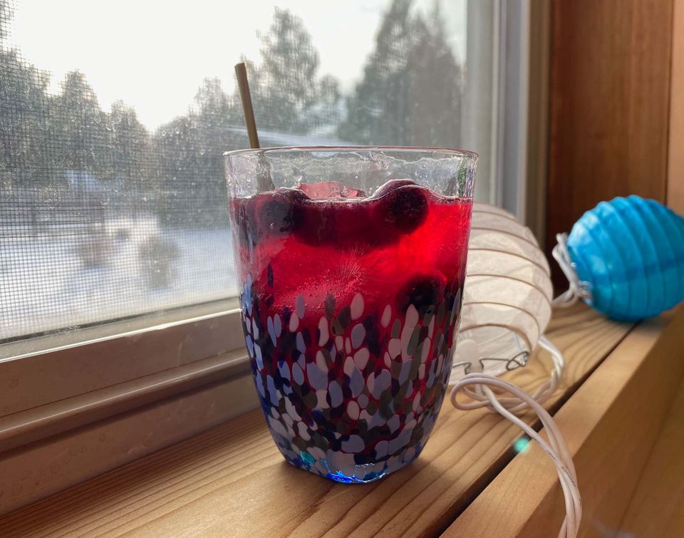Blueberry Lemongrass Fizz - booze optional
