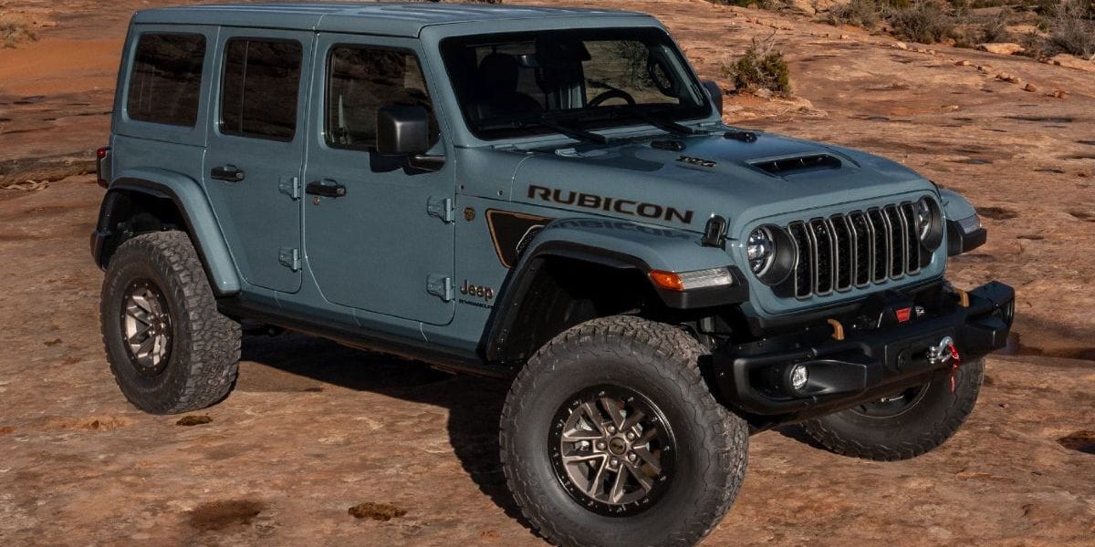 Jeep Wrangler Rubicon front quarter panel
