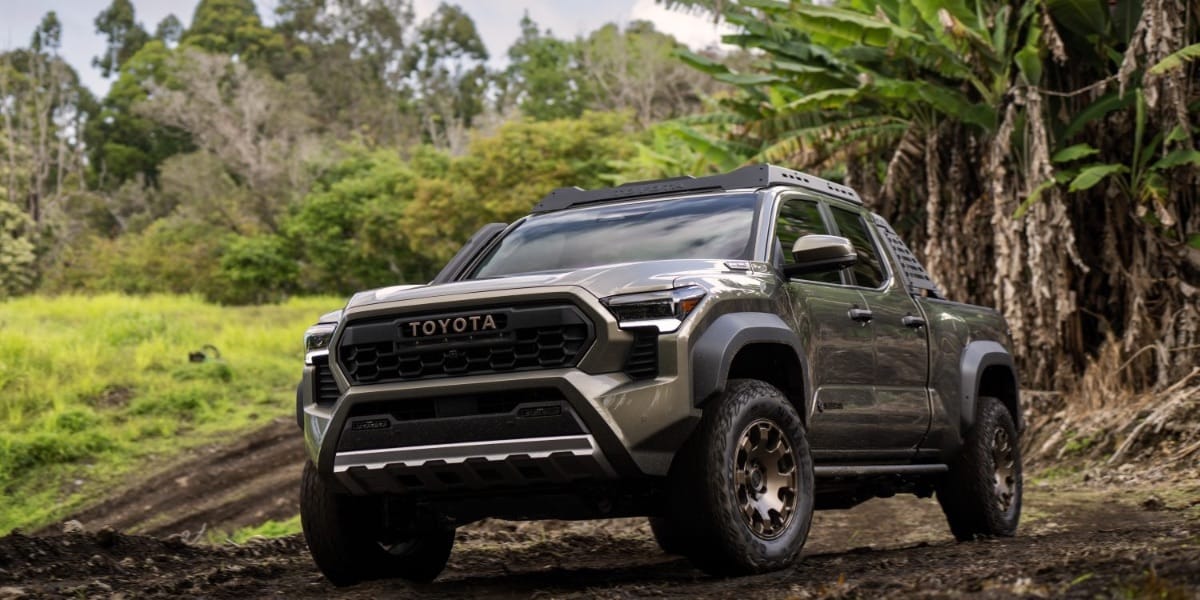 Toyota Tacoma Trailhunter front quarter panel off-roading