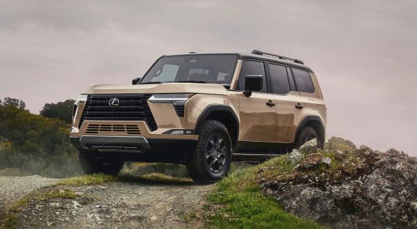 2025 Lexus GX550 Overtrail: Lexus’ Factory-Built Adventure Rig