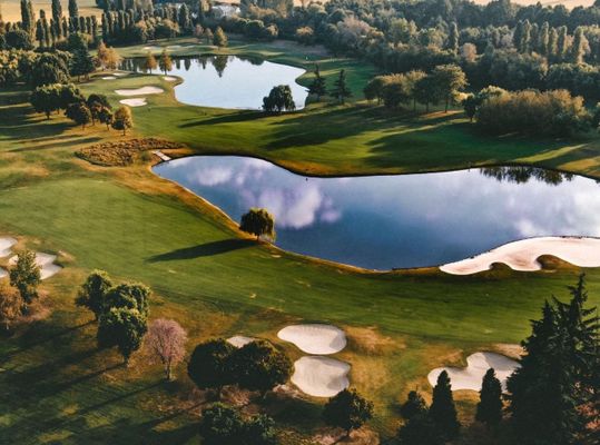 8 Golf Courses in Milan for your Luxurious Holiday