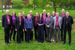 Biskoparnas ansvar anfräts av liberalteologin