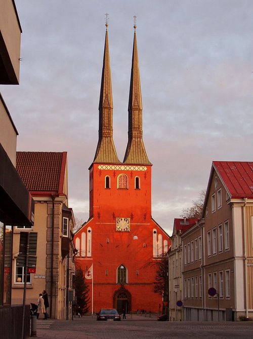 Var ligger Växjö domkyrka?