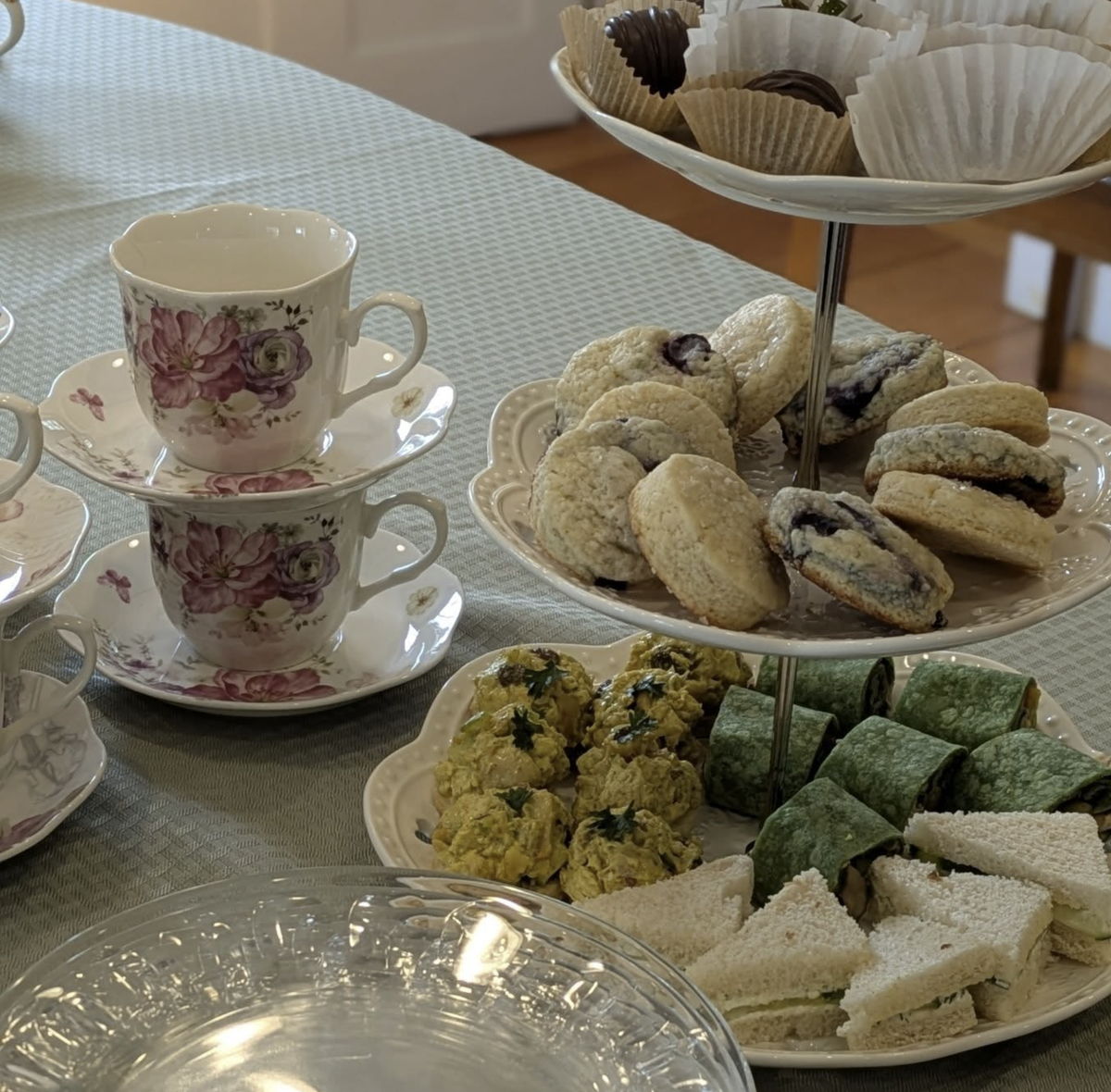 JulieAnne’s Bakery & Café Brings Fresh Pastries, Community Spirit to Burlington