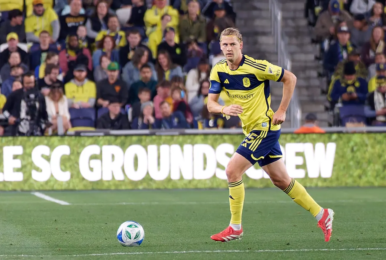 Walker Zimmerman and Jonny Pérez named to MLS Team of Matchday 5