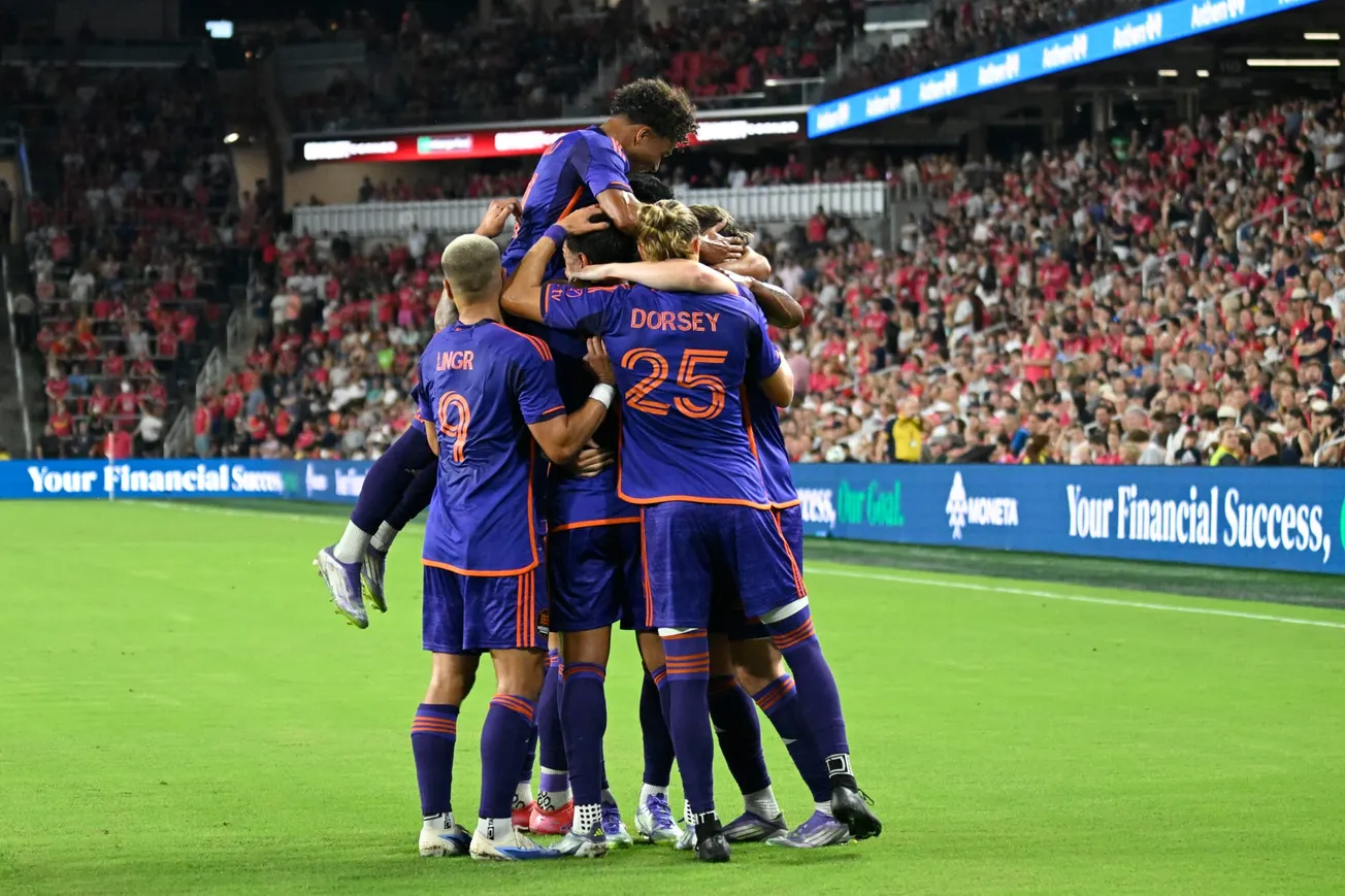 Zoomed N: Houston Dynamo with Bayou City Soccer