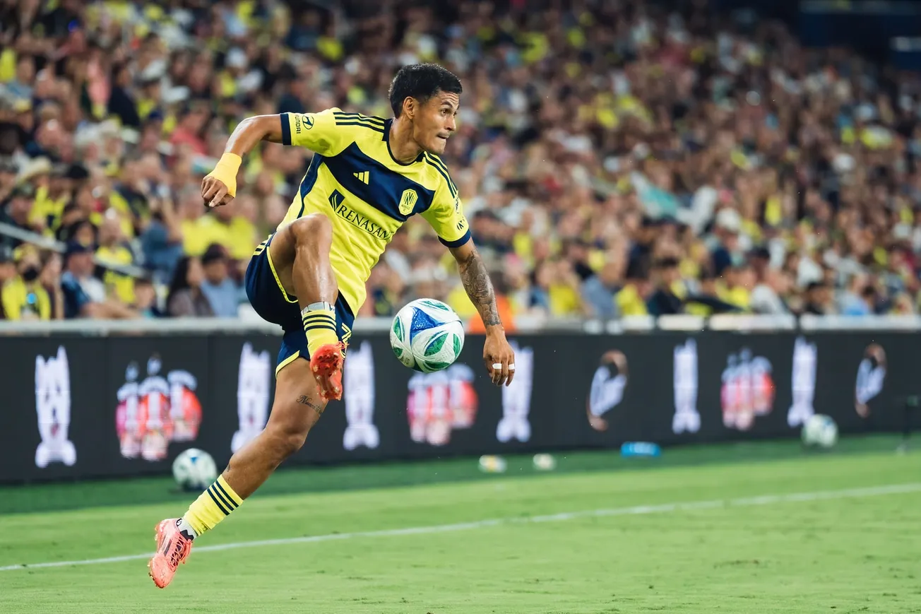 Official: Andy Nájar signs new contract with Nashville SC