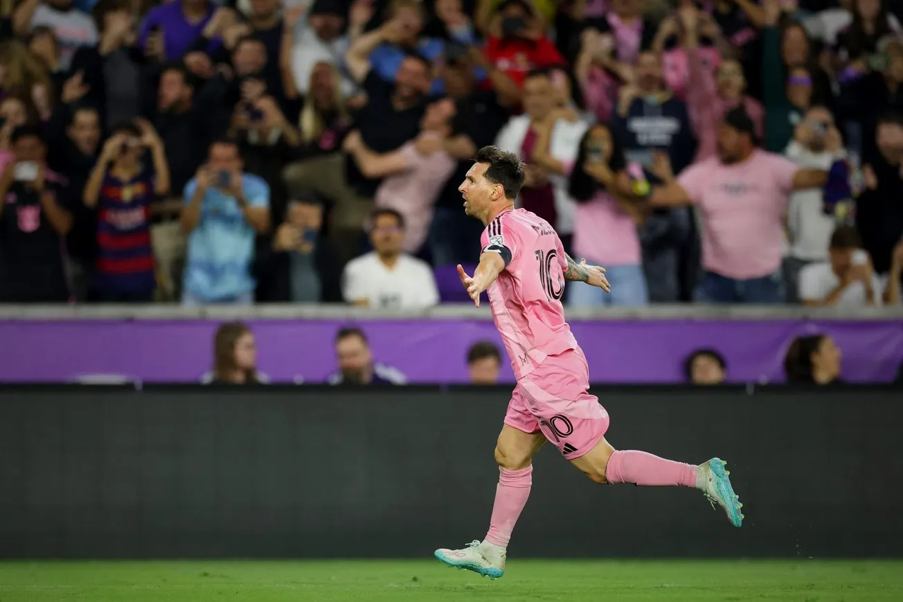 Zoomed N: Inter Miami CF with Miami Total Futbol