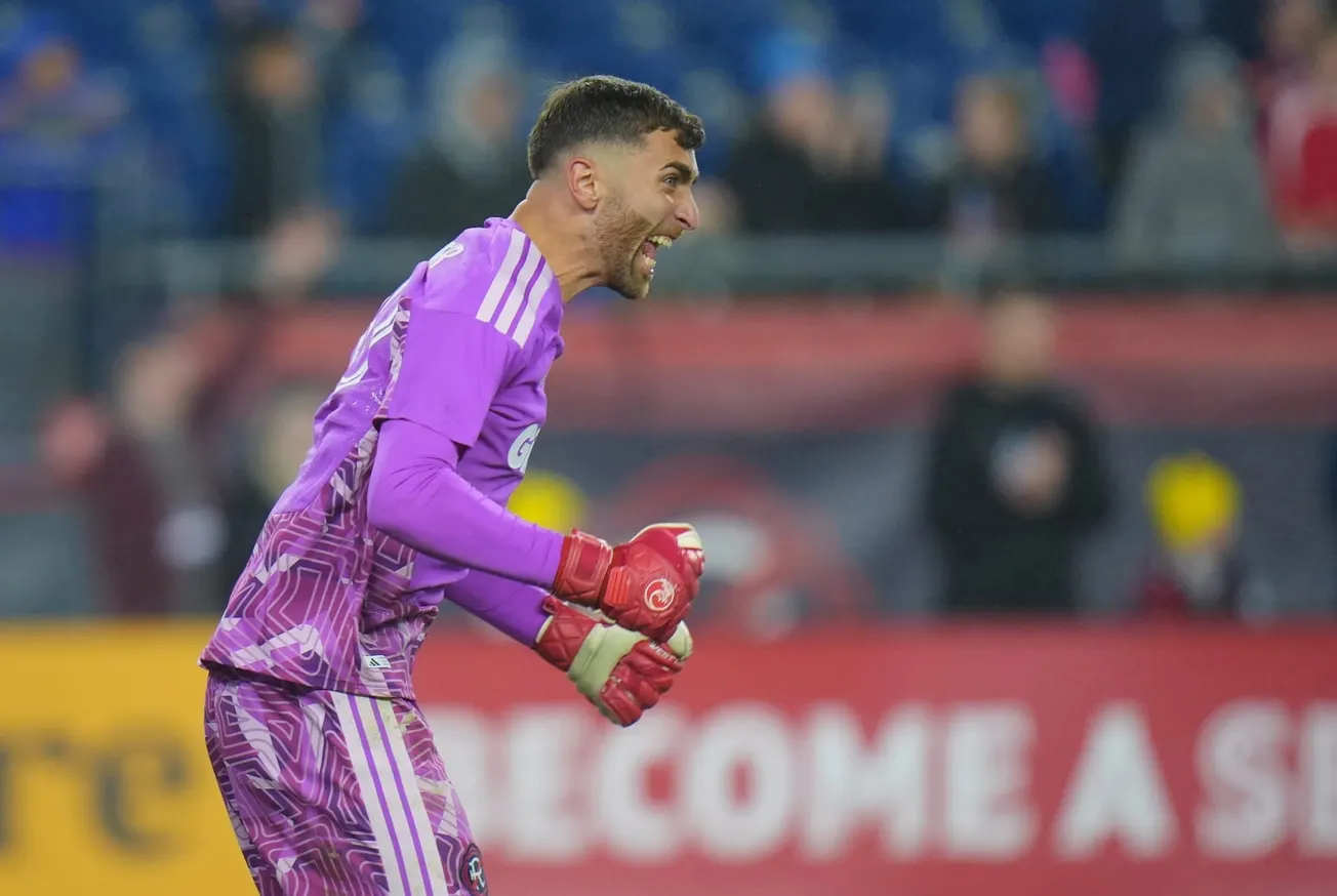 Zoomed N: New England Revolution with The Blazing Musket