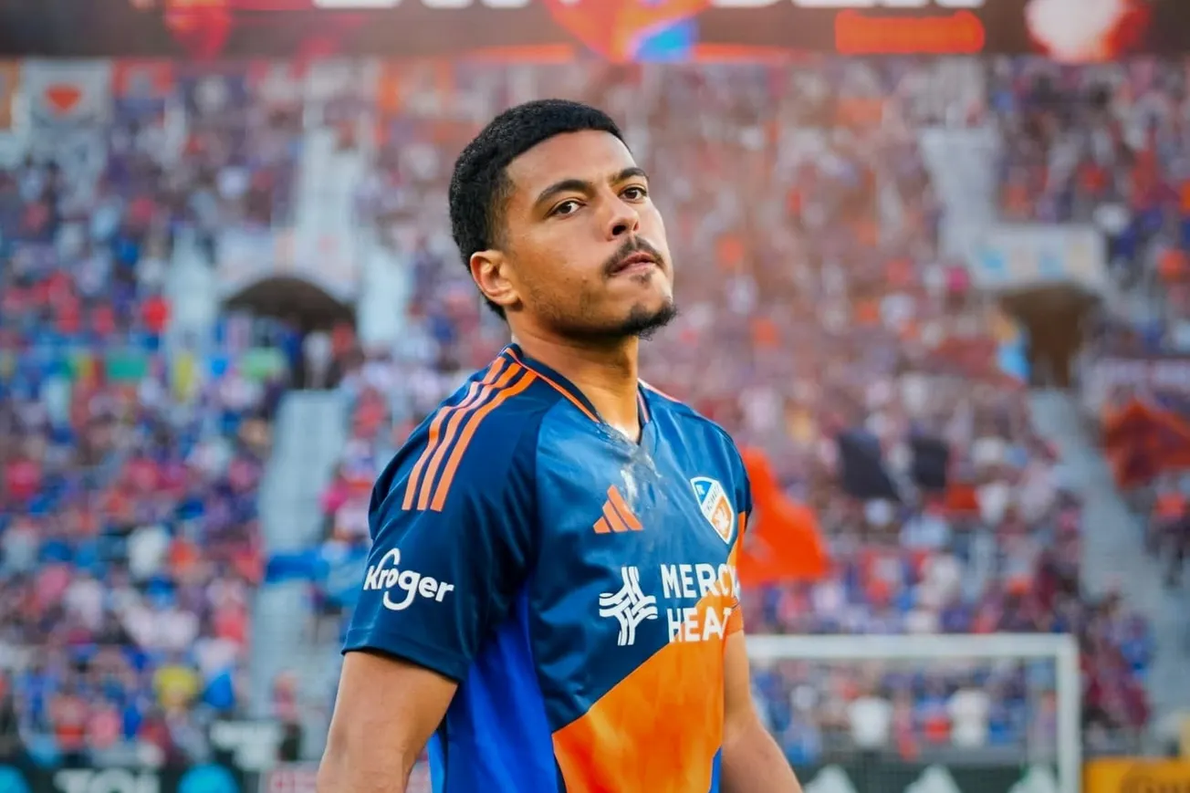 Zoomed N: FC Cincinnati with Queen City Press