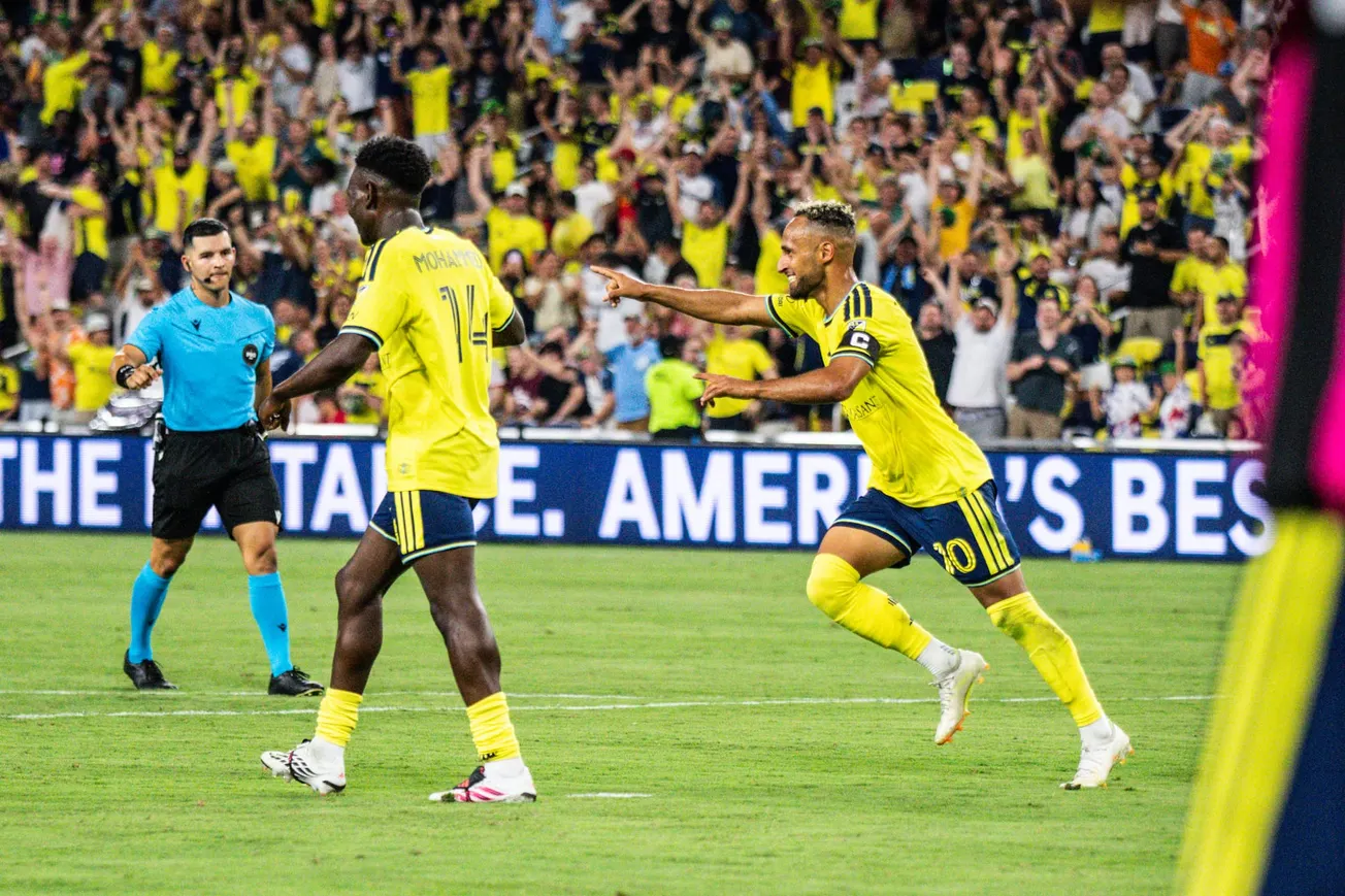 Recap: Nashville SC clinch playoff spot with dominant win over Chicago