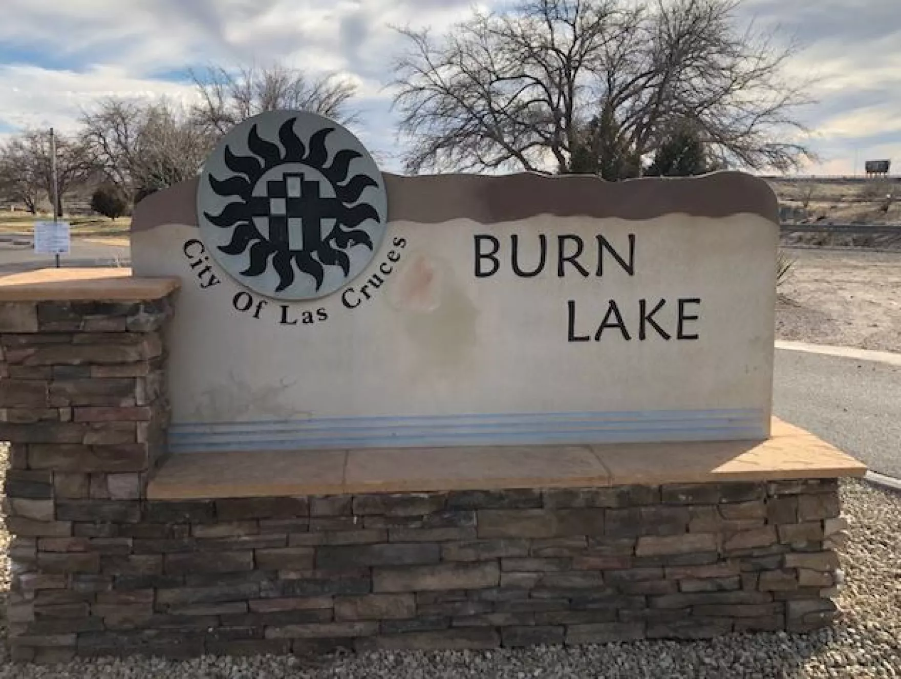 Sign at the entrance to Burn Lake Park in Las Cruces.