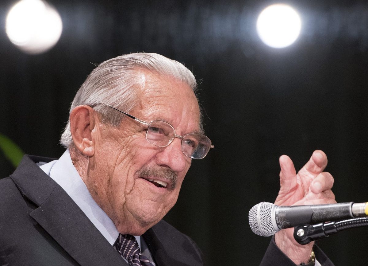 New Mexico's Democratic leaders remember Fred Harris