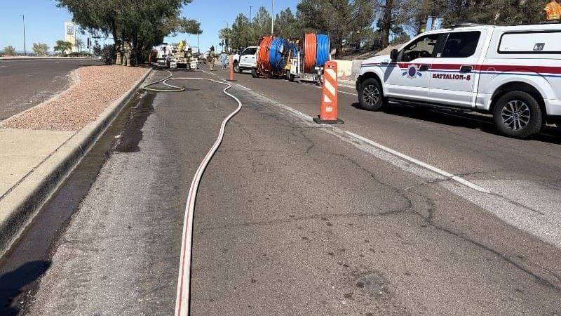 Firefighters close part of Telshor after gas line punctured near Foothills
