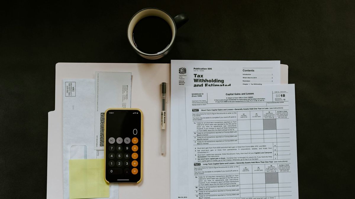 New Mexico reminds residents to file income tax returns by April 15
