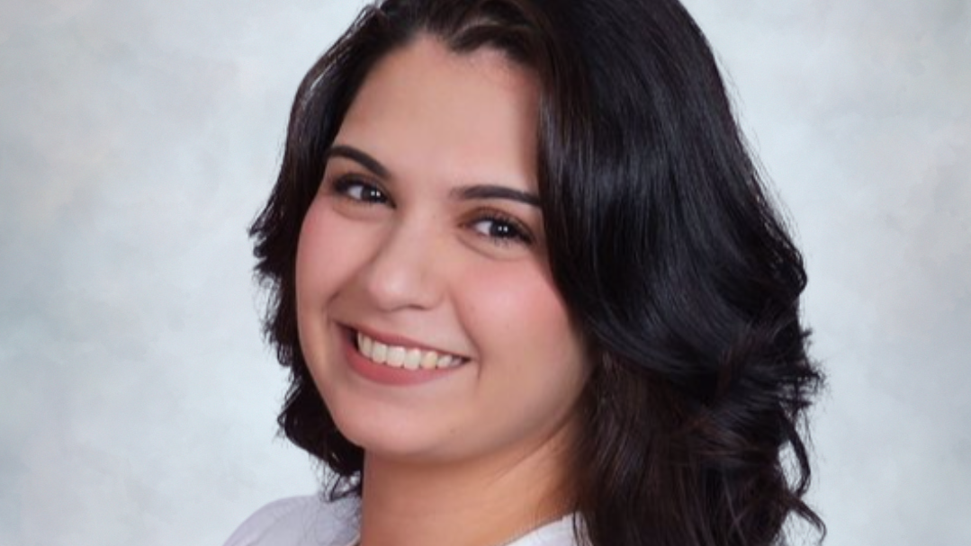 WNMU student returns to college after a decade, prepares to graduate as bilingual educator