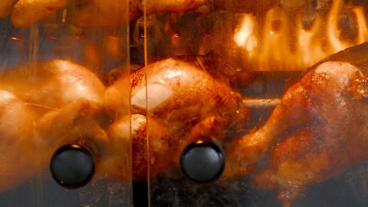 Vasquez bill would allow SNAP to cover hot rotisserie chicken