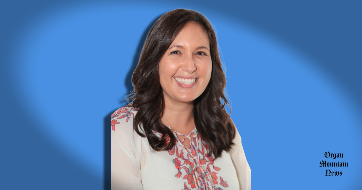 DACC professor earns regional teaching award, advances to international consideration