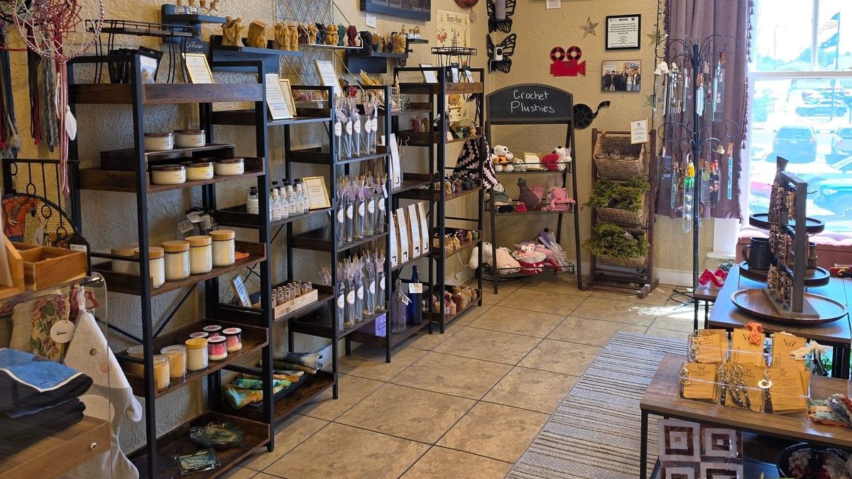 Kandle Karma expands downtown with new candle pouring experiences