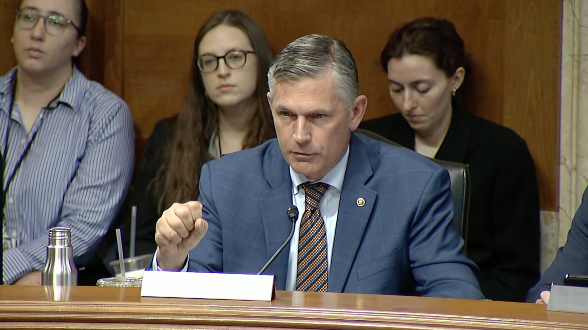 Heinrich presses Interior nominees on screwworm monitoring, park staffing