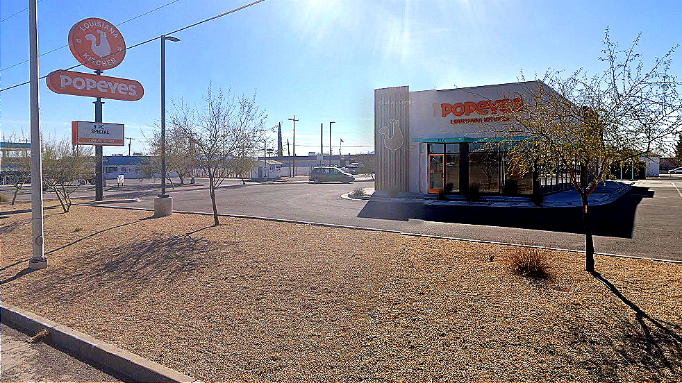 Deming Popeyes deemed safe after suspicious restroom incident sends employees to hospital