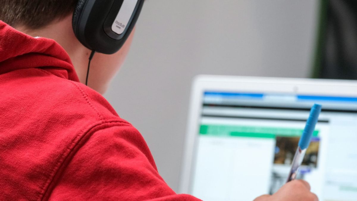 LCPS opens enrollment for new statewide online school