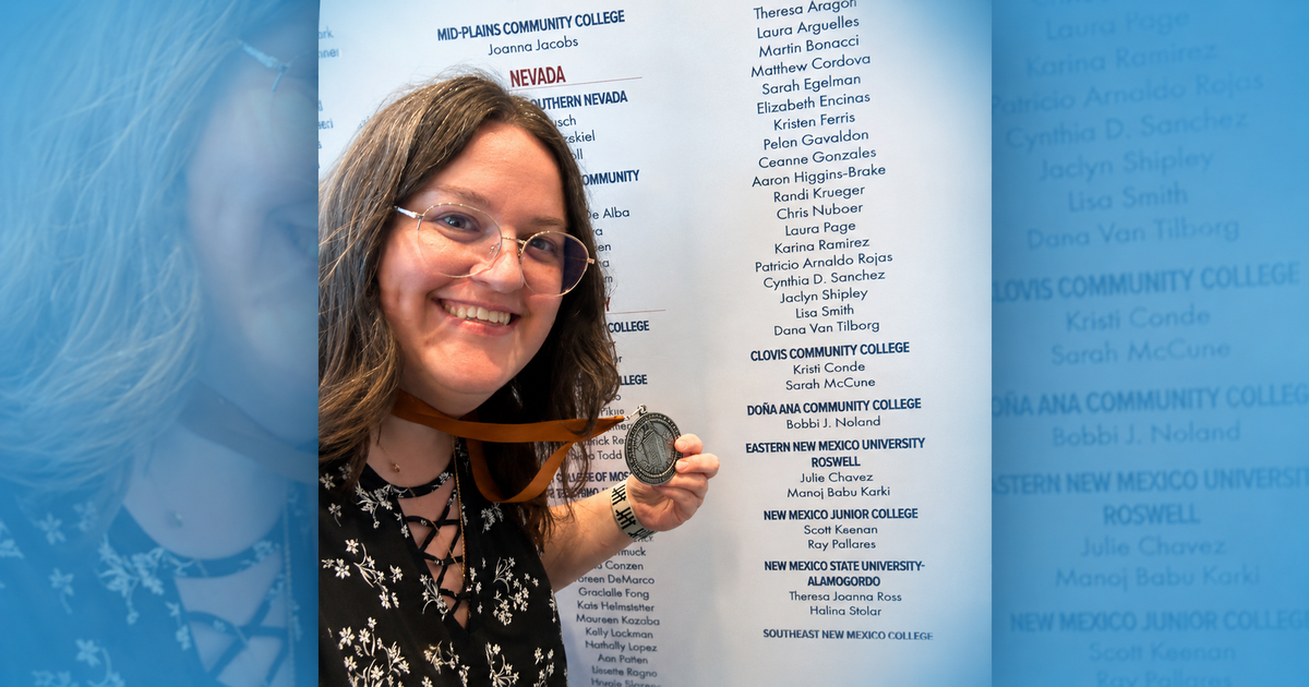 DACC instructor Bobbi Noland receives national teaching award