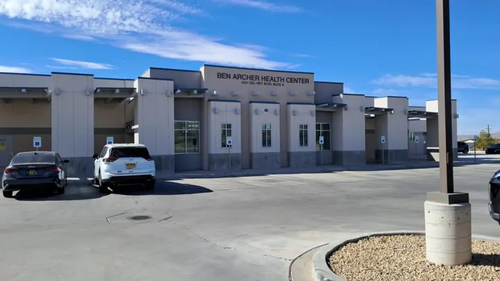 Heinrich, Vasquez call for investigation into health center’s citizenship policy