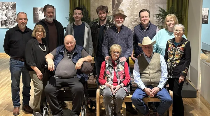 Las Cruces photo exhibit reunites family of photographer Jim Ballard