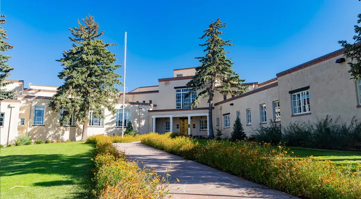 Exterior of the New Mexico Supreme Court building in Santa Fe, which houses the New Mexico Court of Appeals.