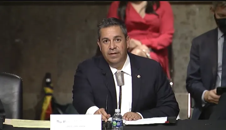 Luján bill would make home-based care a mandatory Medicaid benefit