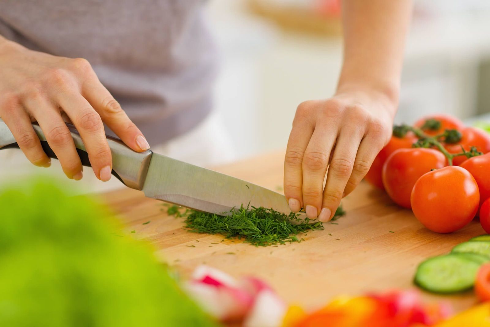 A Micro-Guide to Different Types of Kitchen Knives