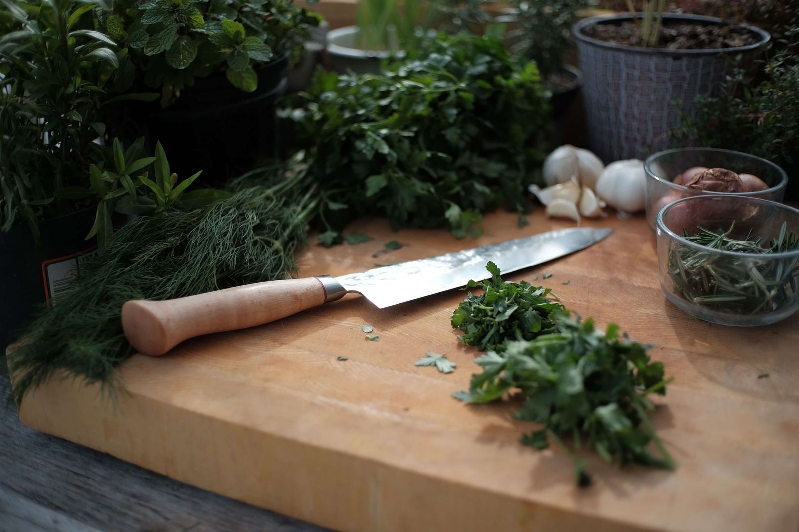 Finding the Best Chef Knife Under $100: A Micro-Guide