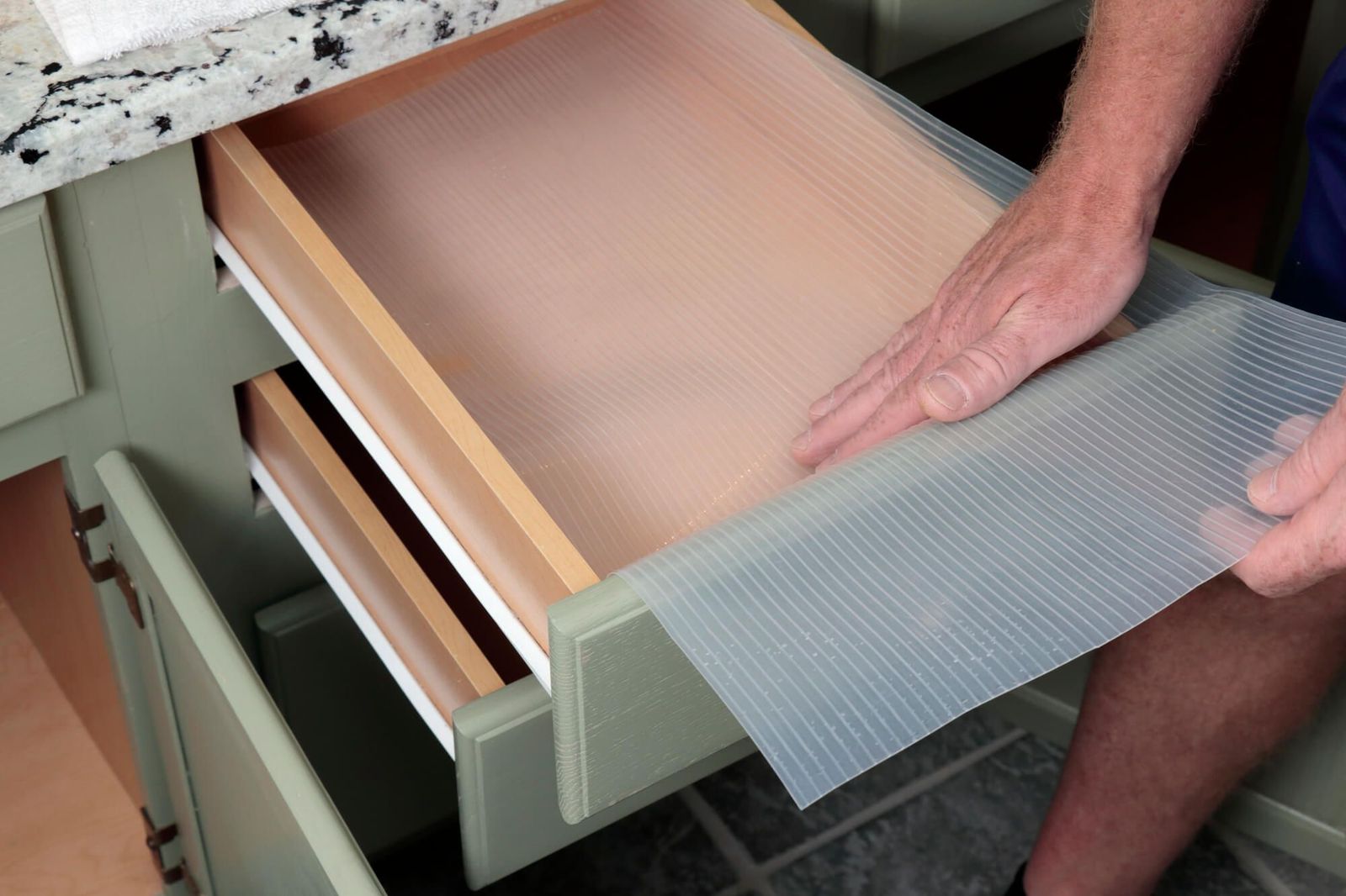 Installation Guide: Setting Up Your Kitchen Drawer Liner