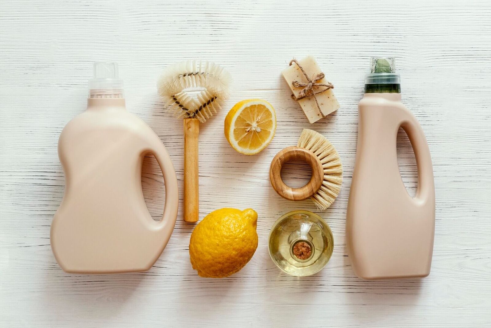 DIY Eco-Friendly Kitchen Cleaners: Recipes and Tips
