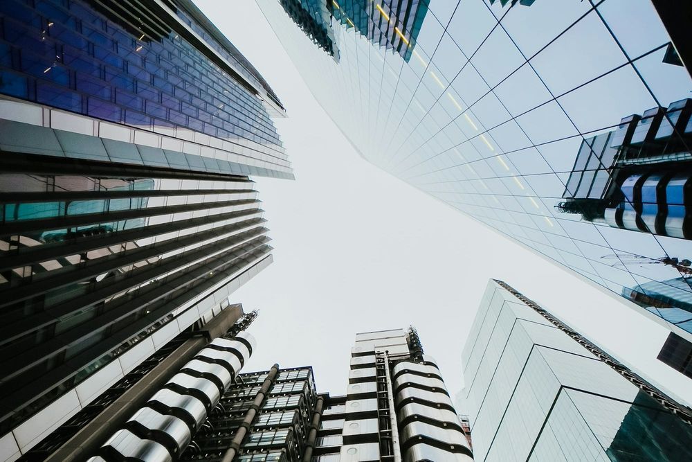 Choosing the Right Elevator for High-Rise Towers in Saudi Arabia post image