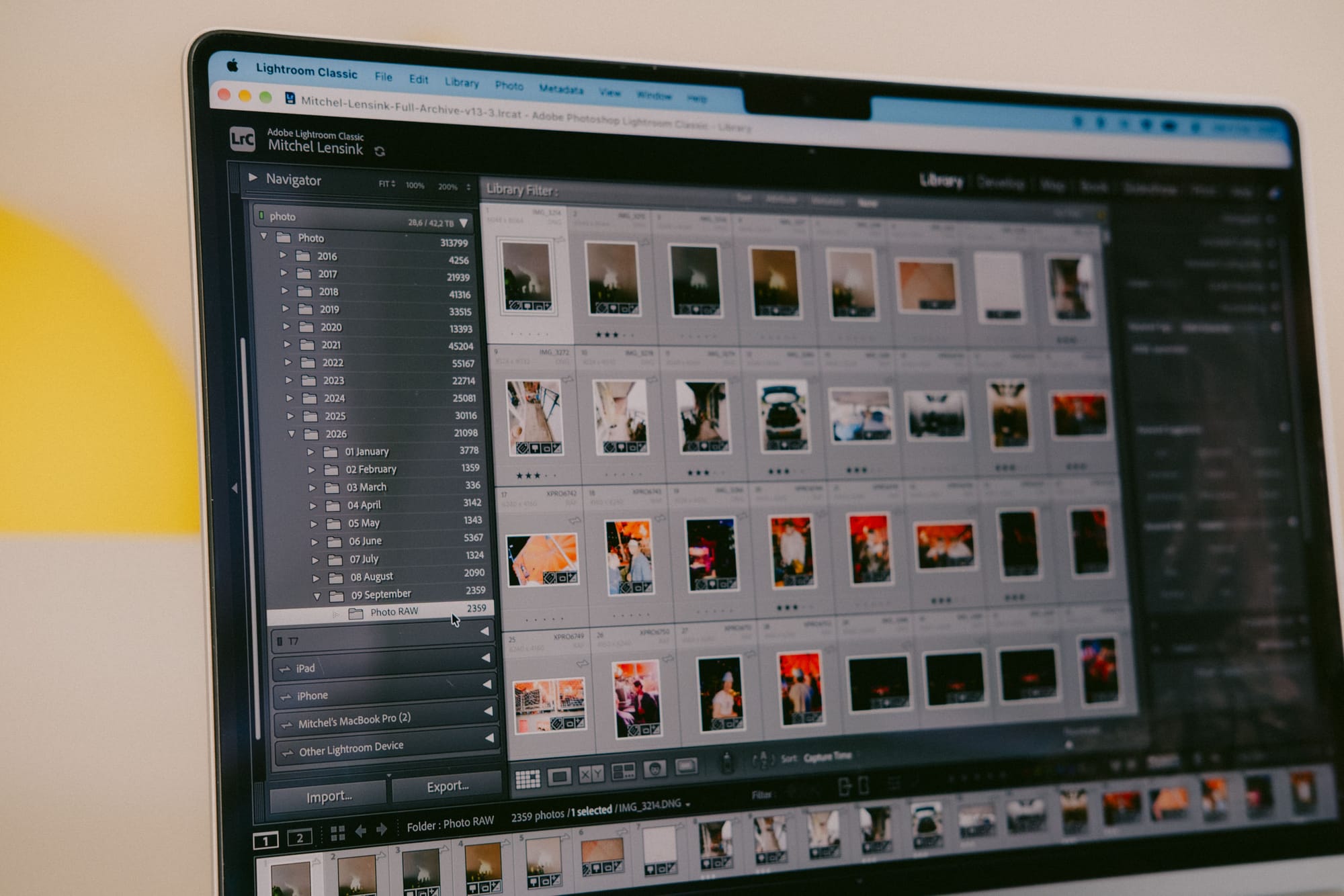 Finder folder structure for a Lightroom photo archive organized by year and month