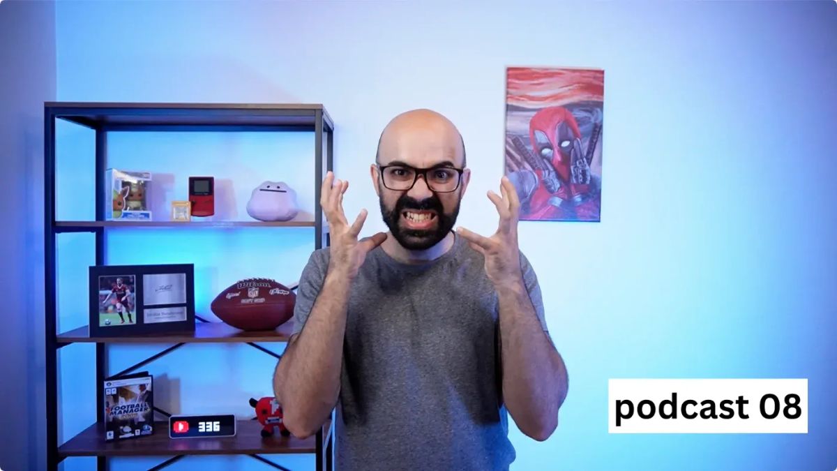 Tiago with a angry face because his blog isn't growing.