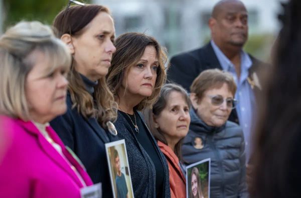 Social Media Addiction Bellwether in Jury's Hands, Senate Judiciary Calls out Meta