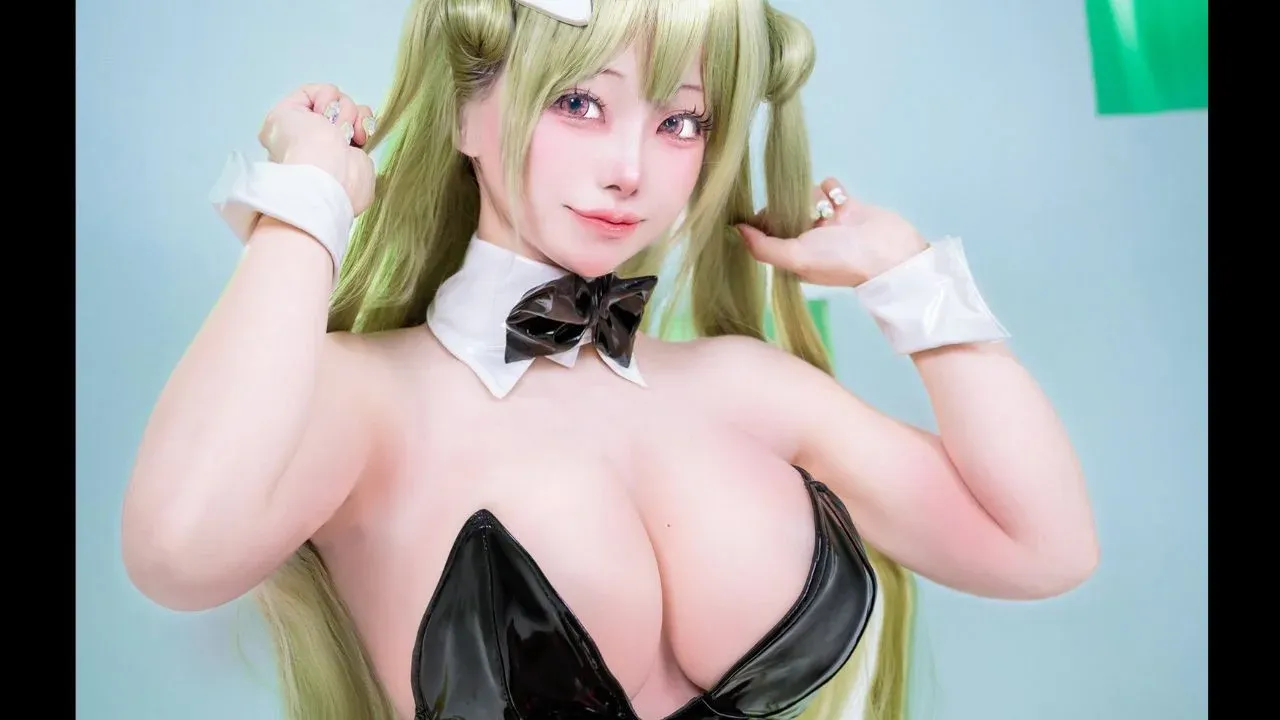 Japan's Hottest Cosplay Scene: NIKKE Bunny Girls, Dandadan Dedication, and Festa Stars! Sayaaaa owo as Soda