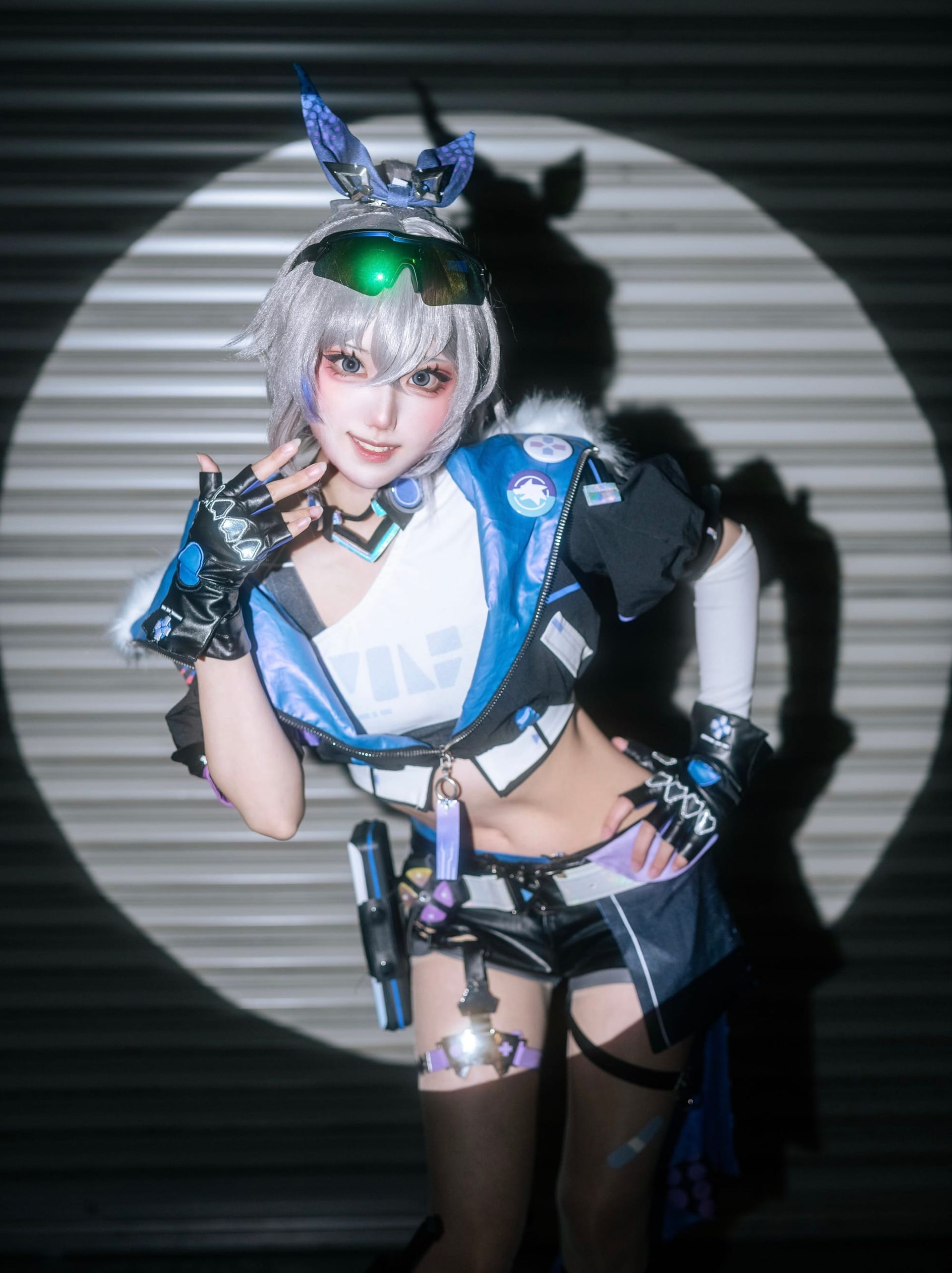 Top Cosplay of Today #6 - Chomoda_zZ – Honkai: Star Rail / Silver Wolf - Oye! Oye! Oye! Magazine 