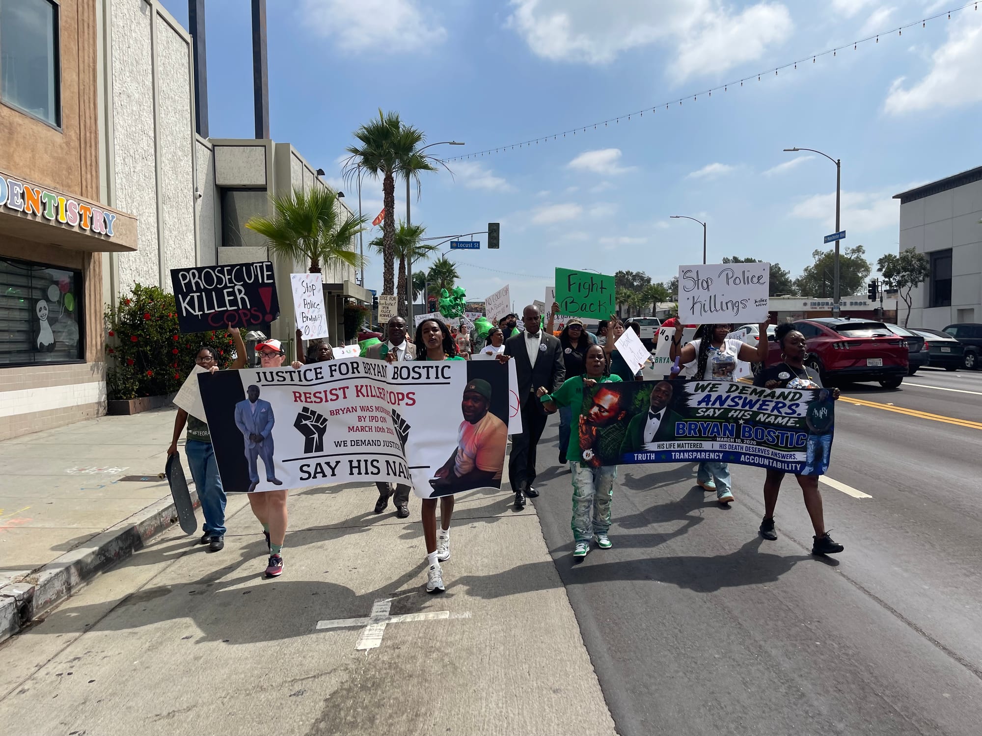 Protesters marching west on Manchester Blvd towards Inglewood City Hall. September 19, 2026. Credit: Abraham Márquez