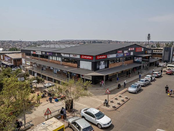 Fairvest Raises $76M for South African Commuter Malls