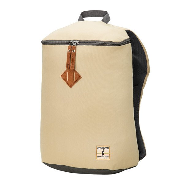 cotopaxi_blackfridaysocialgood_causeartist