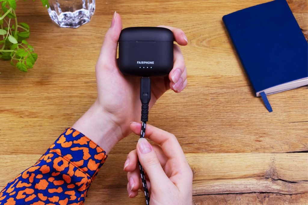 Ethically Sourced Valentine's Day Gifts - Fairphone Earbuds