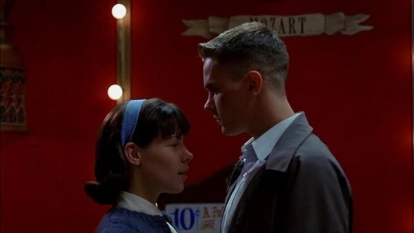 The Hip Pocket #32: DOGFIGHT
