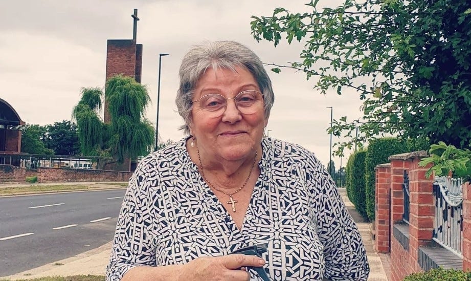 Imma finds herself alone