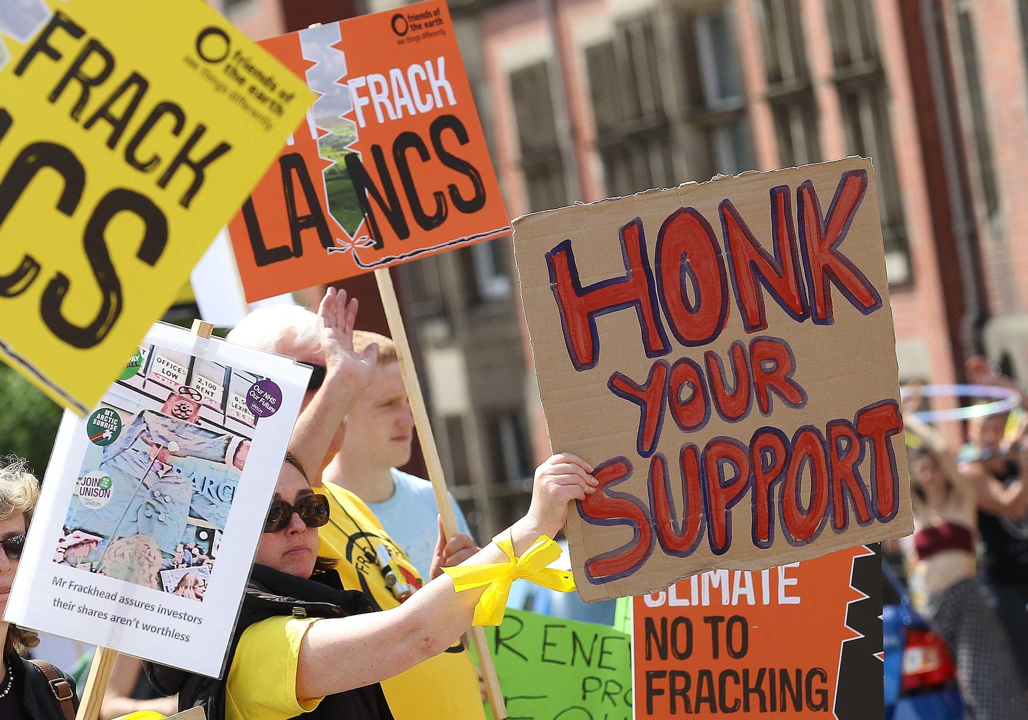 Are the government trying to bribe local communities into accepting fracking?