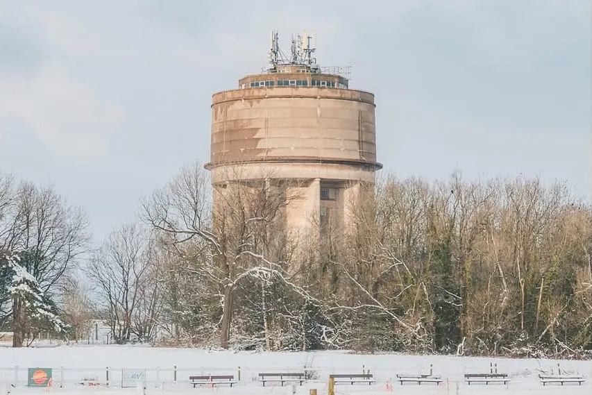 ‘It’s inhumane’: As temperatures plummet, Gary Ata’s tenants go without heating or hot water for eight weeks