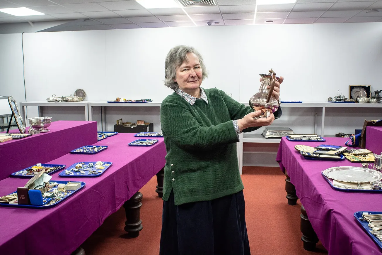 The quiet drama of a Sheffield auction